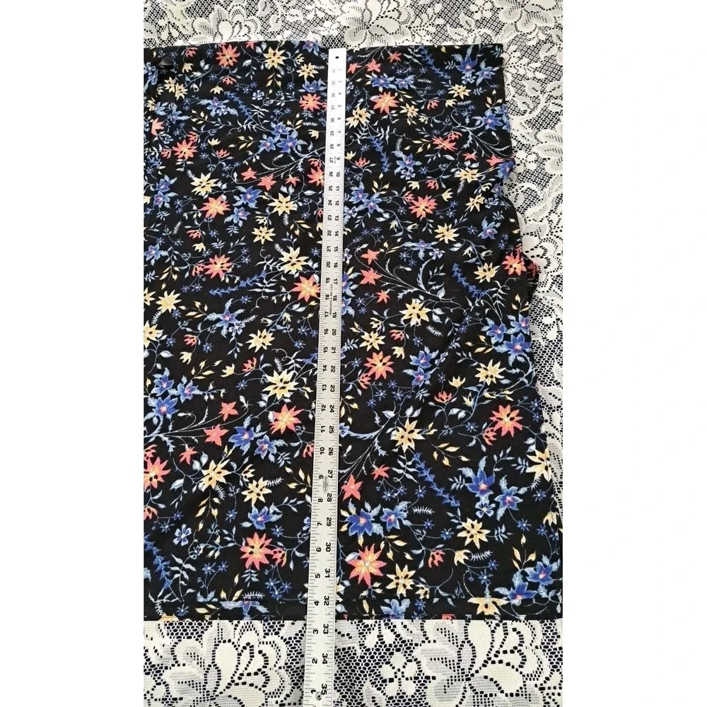 Time and Tru Kimono Coverup One Size Black‎ Floral Ruana Shawl Wrap Beachy Boho